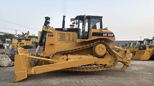 Bulldozer CAT D8R Usado Versátil con Motor y Bomba, Modelo 2023, Capacidad de Aplicación de Aserrín de 10m para Nivelación/Aplicación de Aserrín/Gestión de Pila de Aserrín - Product Image 4