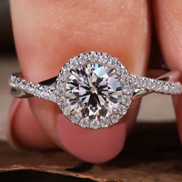 Bague de fiançailles en or massif 10K 14K 18K avec diamant de laboratoire taille ronde 2 carats, sertie halo et pavé torsadé, certifiée IGI CVD/HPHT, personnalisable