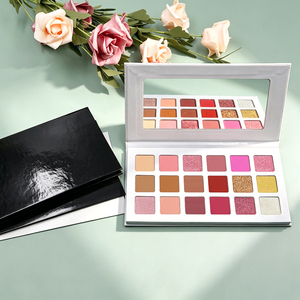 Palette de fards à paupières vegan mate, grande taille, 18 teintes, résistante à l'eau et longue tenue, avec logo personnalisé pour marque privée - Product Image 3