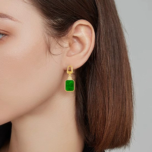 Boucles d'oreilles pendantes haut de gamme en jadéite naturelle birmane de qualité A, motif floral, jade de type glace, incrustées d'argent S925 pour femmes - Product Image 4