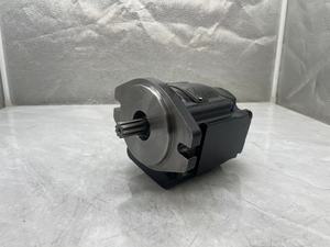 Bomba de Engranajes Hidráulica 7029110058 7029120005 7029120058 PGP505 PGP530 para Excavadora Retroexcavadora KP30 - Product Image 2