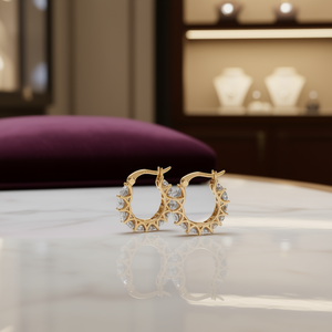 Orecchini a Cerchio di Lusso in Oro con Cristalli e Strass, Design Geometrico per Uso Quotidiano Femminile, Placcati in Oro 18K - Product Image 2