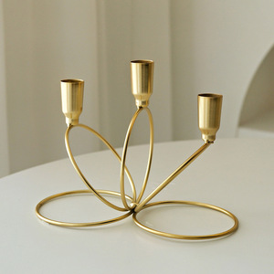 Metal Candle Holder Set Three Round Trumpet <b>Heads</b> Iron Durable Home Decoration Wedding Decorative Ornament - Product Image 4