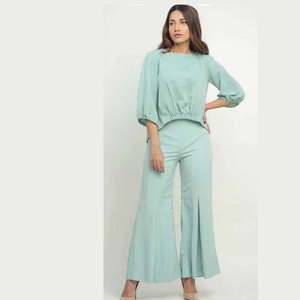 Conjunto de Dos Piezas Casual de Verano para Mujer al por Mayor: Top de Manga Corta con Cuello Redondo y Pantalón de Pierna Ancha con Pliegues Delanteros, Color Liso, Estilo Loungewear - Product Image 2