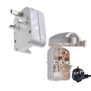 EU Schuko 4,8mm 2-Poliger Typ-G BS Konverter Adapter 13A 250V mit Eingebauter Sicherung für Industrielle Nutzung Weißer EU-Winkelstecker mit UK-Steckeradapter - Product Image 5