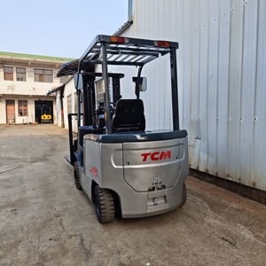 Chariot élévateur électrique importé TCM 2,5 tonnes 3 mètres avec batterie puissante à bas prix - Product Image 4