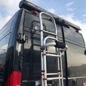 Échelle extensible en aluminium pour accès au toit d'un véhicule utilitaire avec porte-vélos compatible avec les fourgons Mercedes Europe - Product Image 2