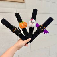 Décorations sur le thème d'Halloween, bracelet pour enfants en forme de chat, citrouille, fantôme, chauve-souris, jouet en peluche, bracelet à pression pour Halloween