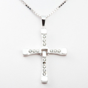 Collana a Croce Fast and Furious Domini <span class=keywords><strong>Toretto</strong></span>, Collana da Uomo alla Moda con Ciondolo a Croce con Zirconi, Pendente Hip Hop con Croce in Zirconia Cubica - Product Image 1
