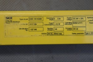 Barrera de Luz de Seguridad Original Nueva C4000 C40E1001AG300 1027949 19ms para PLC, Amplia Experiencia Técnica con Sólida Base Industrial - Product Image 2