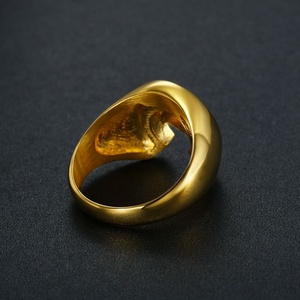Bague pour homme de style hipster avec tête de cheval de haute qualité, fournie par une usine chinoise - Product Image 5