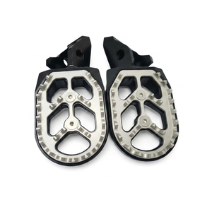 Accesorios Personalizados para Motocicletas, Reposapiés para Bicicleta Eléctrica ULB Ultra Bee, Pedales - Product Image 4