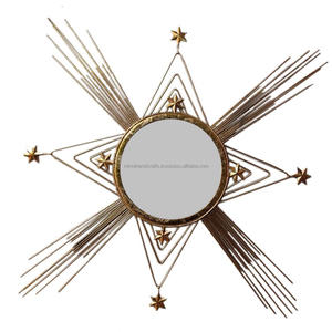 Espejo de pared redondo moderno con marco único de tela de araña de metal dorado para uso decorativo - Product Image 3