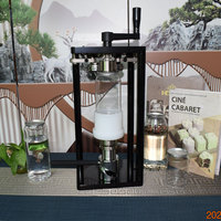 Capsuleuse Semi-Automatique Créative Professionnelle pour Bouteilles de Thé au Lait PET avec Bouchon à Pression et Emballage Jetable pour Boissons et Gâteaux