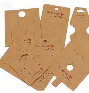 Cartes de vœux personnalisées avec logos, étiquettes suspendues pour bijoux et boucles d'oreilles, cartes en papier kraft, estampage à chaud, perforation, impression flexographique - Product Image 4