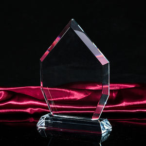 مصنع بيع بالجملة مخصص الزجاج الشفاف الزجاج الكريستال الجوائز الدينية مخصص الكأس الدينية الوقوف للهدايا الأخرى - Product Image 6