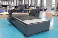 ACCTEK Routeur CNC ATC haut de gamme AKM1325 3 axes pour processus de fraisage de gravure de plaques de métaux mous.