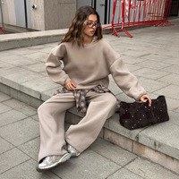 Ensemble décontracté deux pièces pull et pantalon à manches longues couleur unie style streetwear oversize pour l'automne