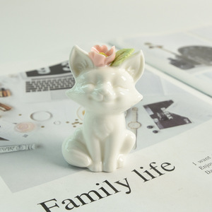 Export Creative White Porcelain <strong>Fox</strong> Ornaments Handmade Pinch Flower Mini Fragrant Home <strong>Decorations</strong> Modern Simple Design Wedding - Product Image 4