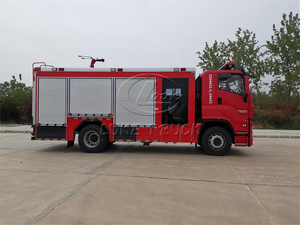 Indonesia Market Isuzu GIGA 4x2 8000L Fire Tender <b>Compact</b> Size Fire Fighting Truck for Rural Village Rescue - Product Image 5