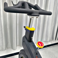 Vélo d'intérieur de haut niveau à usage commercial en gros direct d'usine pour la musculation