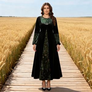 Elegante Abaya de Poliéster Personalizada para Mujeres Musulmanas, Vestido Largo y Elegante de Primera Calidad para Diversas Ocasiones, Medio Oriente - Product Image 1