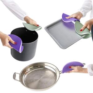 Tapete de Silicona Extra Grueso con Diseño de Panal, Tapete Antideslizante y Aislante de Silicona para Uso Doméstico - Product Image 4