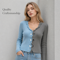 Cardigan en tricot floral coloré fait main, coupe ajustée, élégant avec des fleurs incrustées délicates