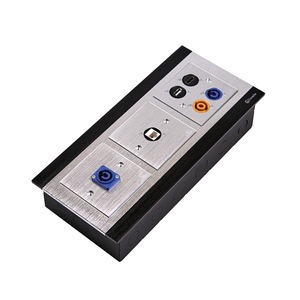 Panneau de brassage réseau RJ45 Cat5 en aluminium 86x86x10 mm à 3 ports Q300 - Product Image 3