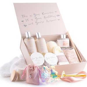 Coffret cadeau d'anniversaire avec sels de bain de la mer Morte et essentiels de soin corporel parfumés aux fleurs pour elle (100 ml) - Product Image 1