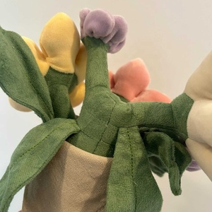 JellyCat Fun Bouquet Orsetto di Peluche con Rose in Cotone PP per Proposte di Matrimonio o Compleanni - Product Image 4