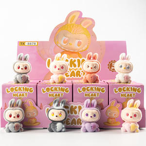 SEN YE Figuras de Resina Flocada de Personajes de Estrellas de Moda, Adornos Bubble Mart, Juguetes Infantiles, Llavero, Caja Sorpresa - Product Image 4