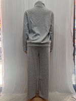Ensemble deux pièces de sport pour femme 2026 : Sweat-shirt bomber zippé avec dentelle et boutons, et short taille haute élastique