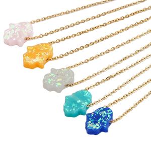 Nuova collana girocollo a mano in acciaio inossidabile placcato oro 18 carati a forma di mano Hamsa a più colori per donna - Product Image 1