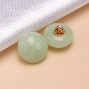 Botón de Resina con Patrón Colorido en Forma de Hongo, Botón Decorativo de Imitación para Suéter o Cárdigan - Product Image 4