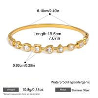 Gelang CZ 5A Baja Anti Karat Emas Berbagai Bentuk Batu Permata 5 Warna Campuran Kancing Engsel 19.5cm Tahan Air Hipoalergenik Grosir