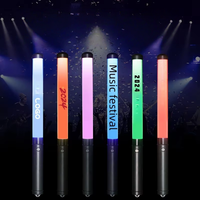 Bâton lumineux LED pour concert avec télécommande, bâton fluorescent clignotant pour festivals de musique, accessoires en plastique durable