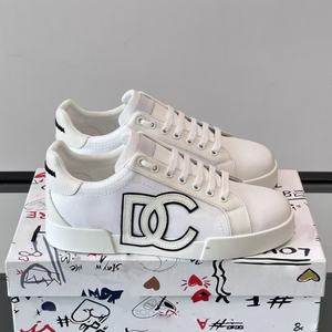 Chaussures de créateurs de luxe, baskets tendance, style unisexe de haute qualité, nouvelles chaussures décontractées pour hommes et chaussures de sport pour femmes, chaussures de marche et de course en plein air - Product Image 2