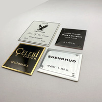Pelat Nama Logam Kustom Kelas Atas Logo 3D Timbul Label Aluminium Perekat Sendiri untuk Kotak Hadiah Mewah & Kemasan Merek