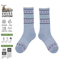 Chaussettes en laine chaudes d'hiver et d'automne pour femmes et hommes, respirantes et antibactériennes, chaussettes de randonnée en laine, logo personnalisé, chaussettes en laine thermique