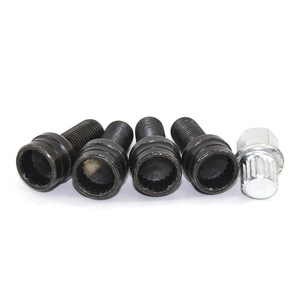 Tuercas de rueda para Volkswagen Golf Jetta Beetle, pernos de rueda antirrobo de acero con conectores adaptadores, llave blanca incluida - Product Image 1