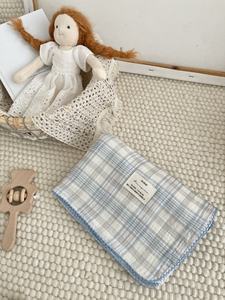 ผ้าห่มมัสลินเด็ก 2 ชั้น ผ้าห่มห่อตัวเด็ก ผ้าฝ้ายออร์แกนิค ลายดอกไม้สไตล์วินเทจ ผ้าห่มนอนเด็ก - Product Image 3