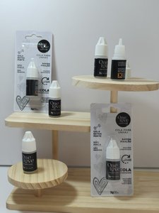 Pegamento Líquido <span class=keywords><strong>para</strong></span> <span class=keywords><strong>Uñas</strong></span> Acrílicas Transparentes de Fijación Segura, Directo de Fábrica - Product Image 1