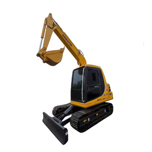 Mini-excavatrice Komatsu PC60 de 6 tonnes, machine de construction d'occasion, 95% NEUVE, modèle 2023 avec composants essentiels : moteur, engrenage, roulement - Product Image 1