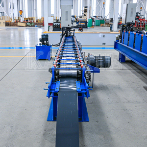 Machine de formage rapide pour portes enroulables, machine de fabrication de panneaux de volets roulants, surface sans rayures - Product Image 6