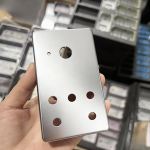 OEM CNC Machined Custom <b>Guitar</b> Pedal Enclosure Drilled 125B Enclosure <b>Guitar</b> Use and Effect Type Pedal Enclosure - Product Image 2