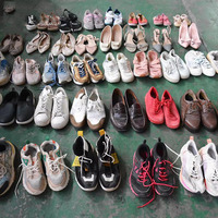 Mocassins d'occasion mixtes en gros – Chaussures pré-aimées, styles et tailles variés, respirantes, à enfiler, toutes saisons