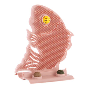Juguete de madera para exfoliante de piel de Mascota para gatos, exfoliante de pescado y cosquillas para grietas en la puerta para aplicación de pájaros - Product Image 6