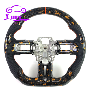 Volant de course en fibre de carbone forgé sur mesure pour <span class=keywords><strong>Mustang</strong></span> <span class=keywords><strong>GT</strong></span> 350 <span class=keywords><strong>500</strong></span> S550 Shelby ZG Mach-<span class=keywords><strong>E</strong></span>, style D - Product Image 1