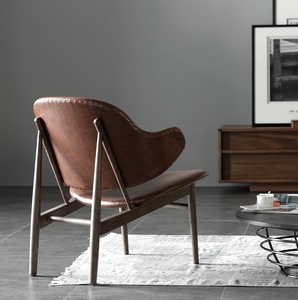 Poltrona di Design Nordico in Legno Massello e Vera Pelle con Braccioli in Schiuma ad Alta Elasticità <span class=keywords><strong>per</strong></span> Riunioni Singole - Product Image 3